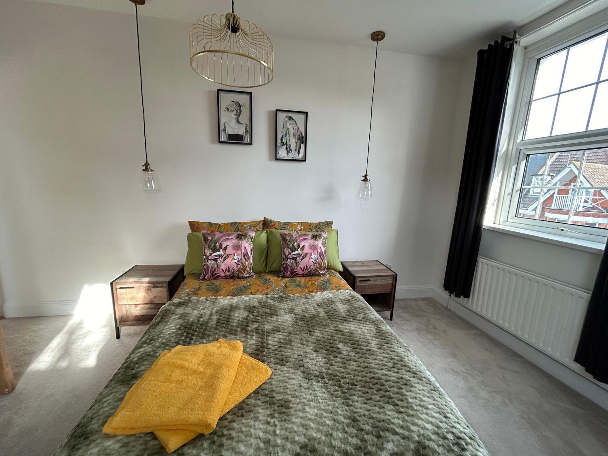 Seaside Rentals Bournemouth - 2Br, Upto 6Ppl, Beach 3 Min Walk, Dogs Ok, Wifi, Park 2 Cars Extérieur photo
