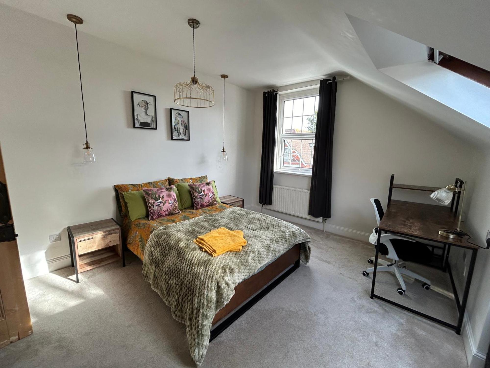 Seaside Rentals Bournemouth - 2Br, Upto 6Ppl, Beach 3 Min Walk, Dogs Ok, Wifi, Park 2 Cars Extérieur photo