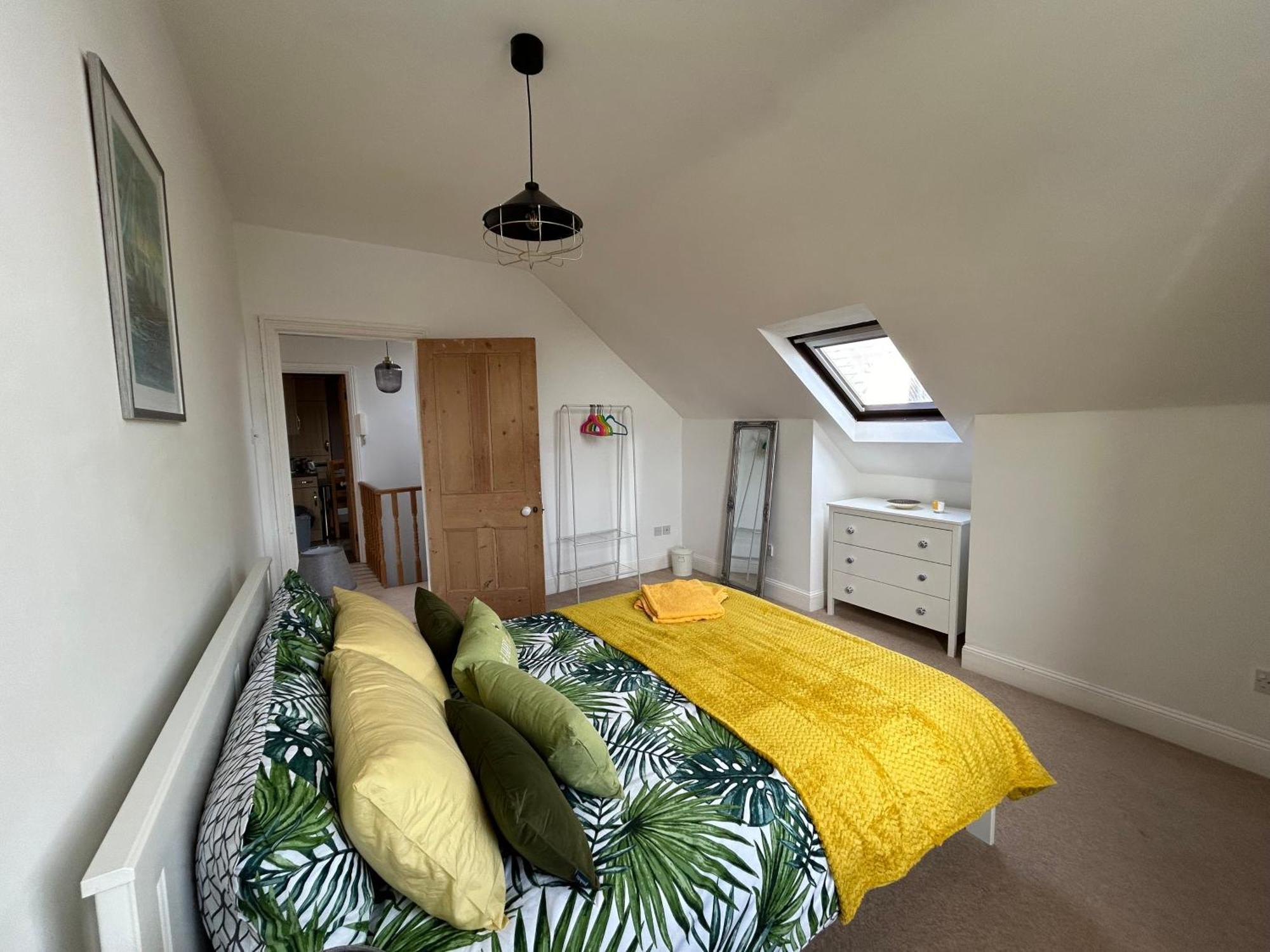Seaside Rentals Bournemouth - 2Br, Upto 6Ppl, Beach 3 Min Walk, Dogs Ok, Wifi, Park 2 Cars Extérieur photo