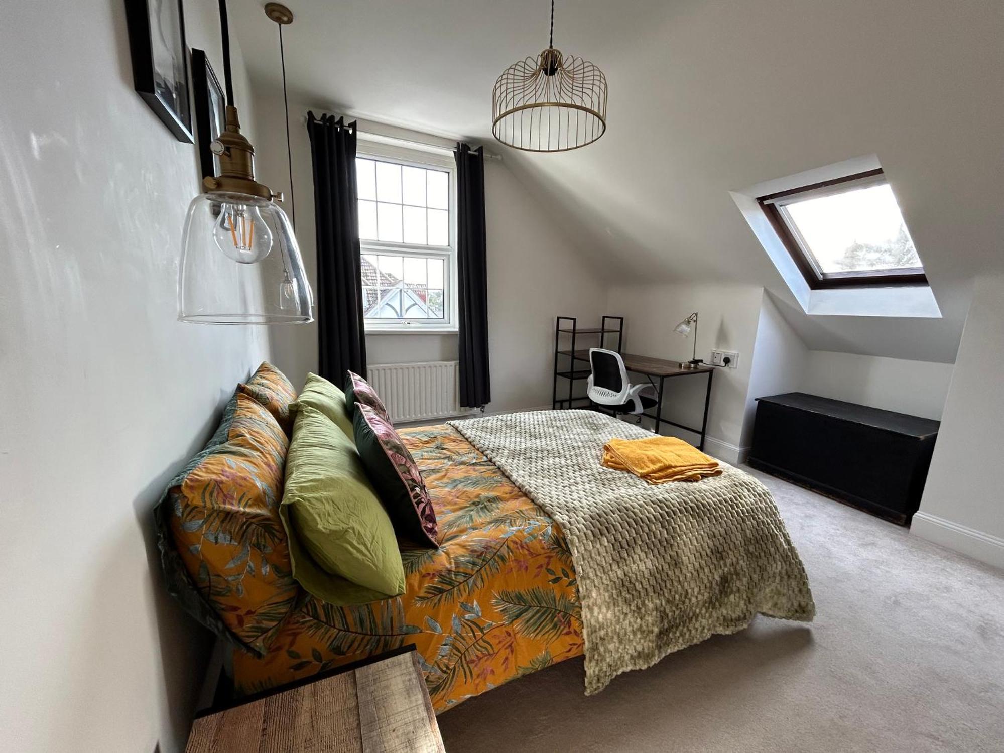 Seaside Rentals Bournemouth - 2Br, Upto 6Ppl, Beach 3 Min Walk, Dogs Ok, Wifi, Park 2 Cars Extérieur photo
